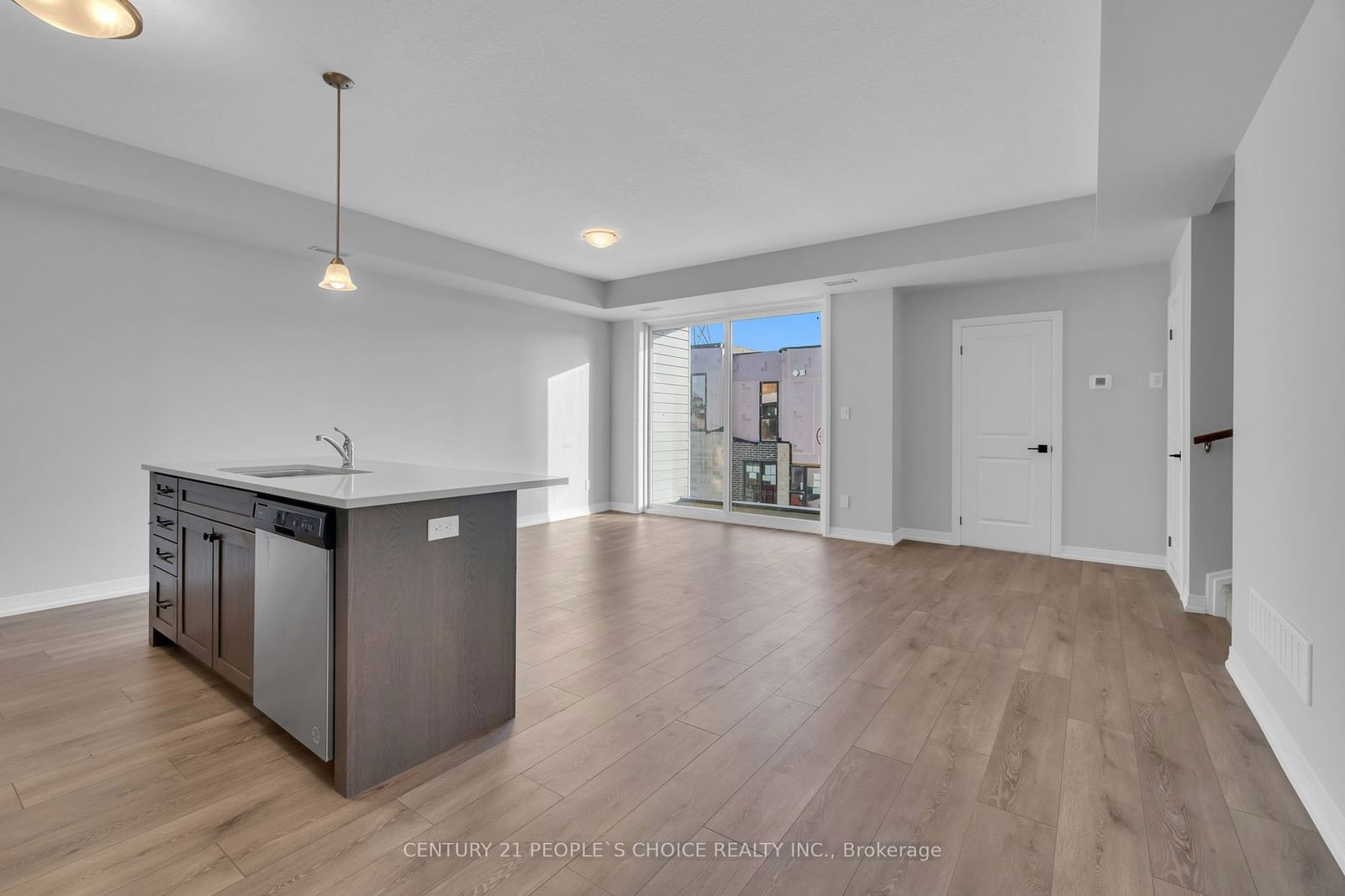 261 Woodbine Ave, unit 76 for rent - image #1