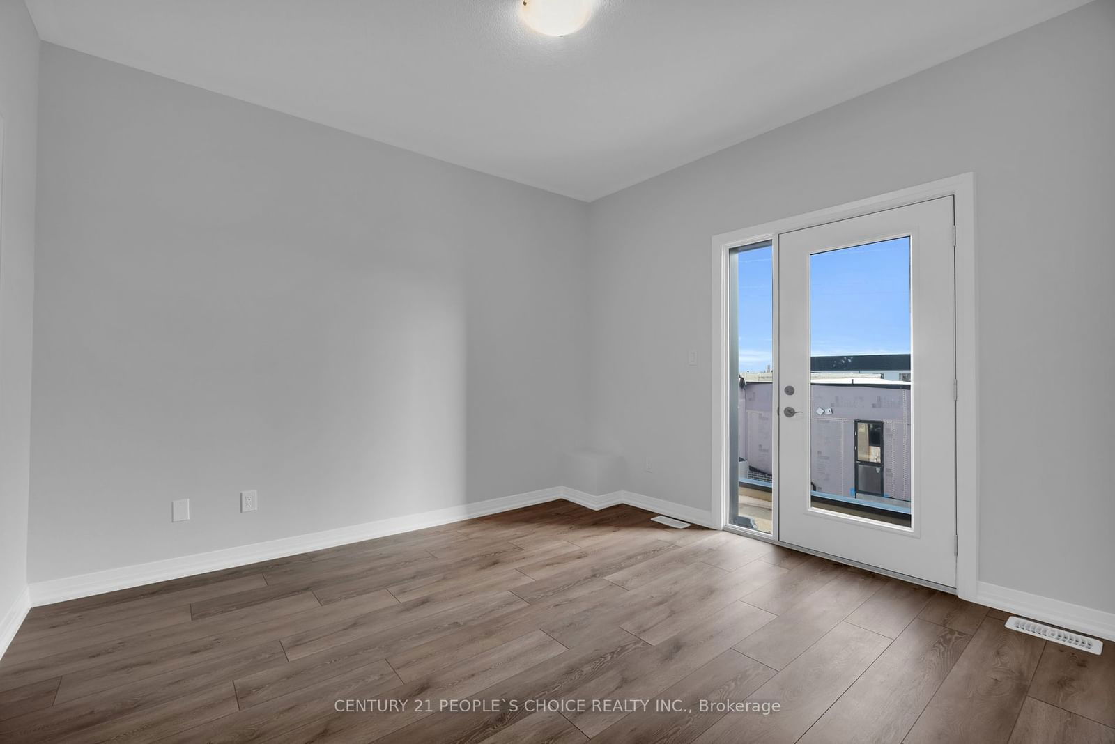 261 Woodbine Ave, unit 76 for rent - image #13