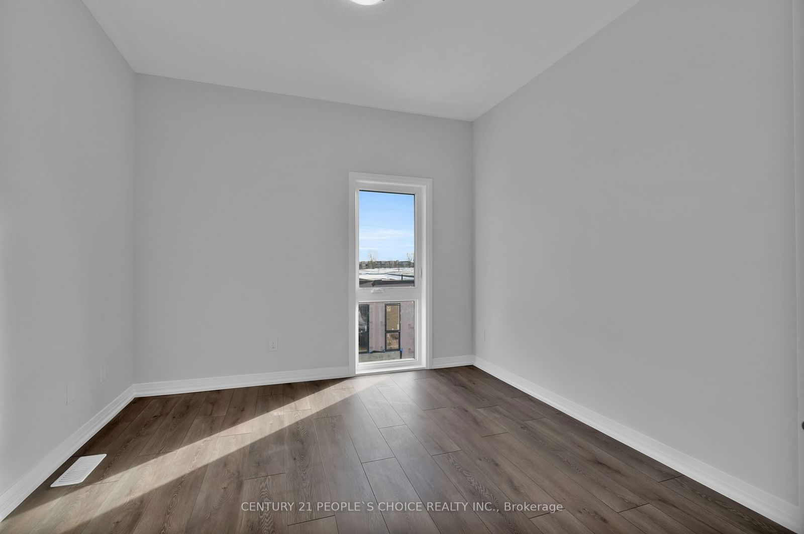 261 Woodbine Ave, unit 76 for rent - image #17