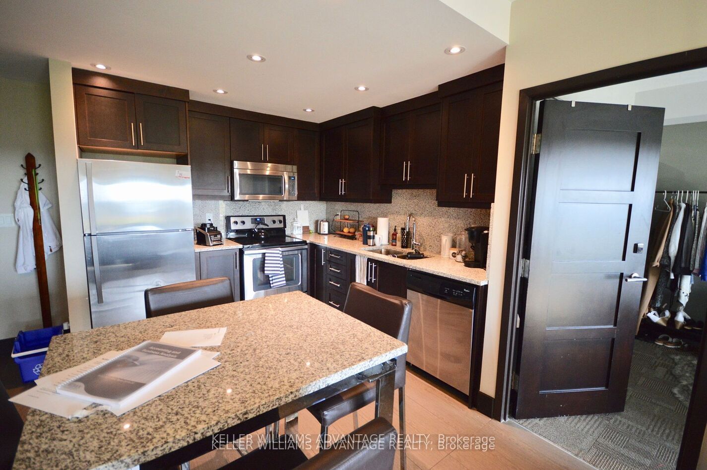 1235 Richmond St, unit 1113 for sale - image #2