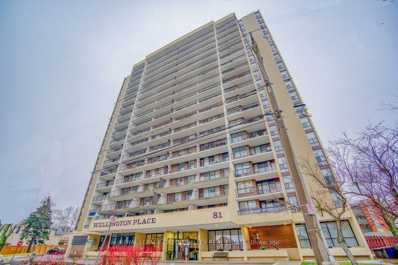 81 Church St, unit 404 for sale - image #1