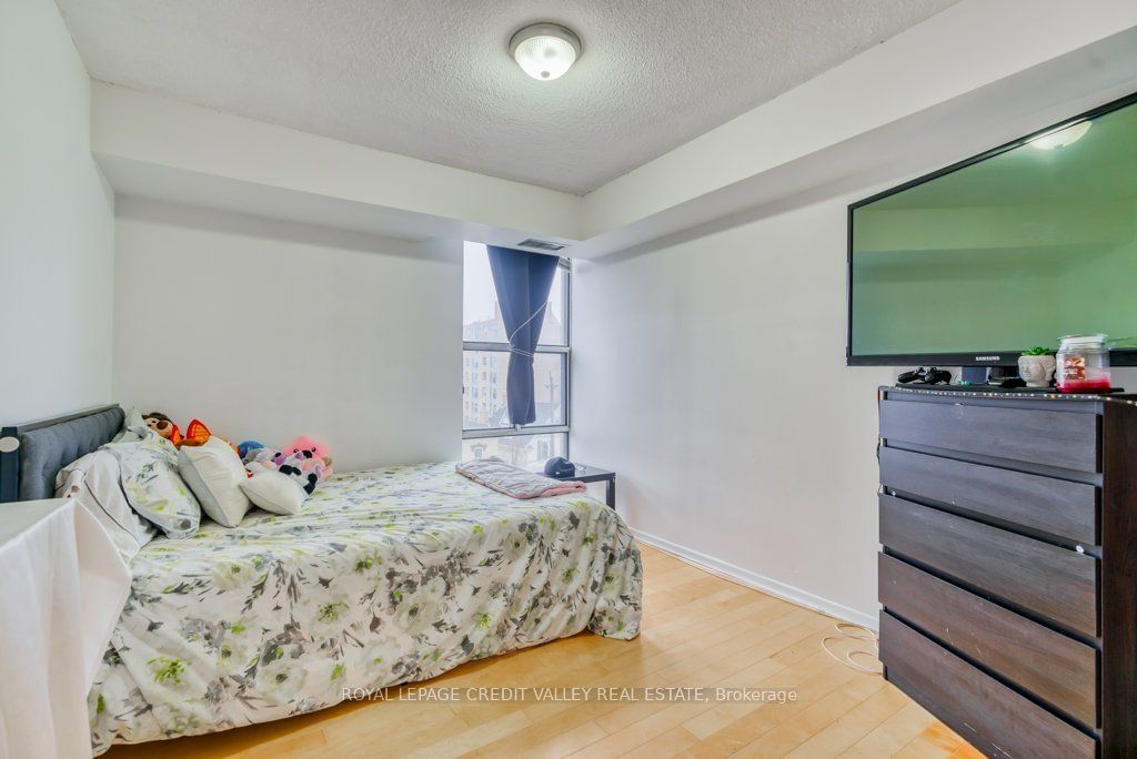 81 Church St, unit 404 for sale - image #15