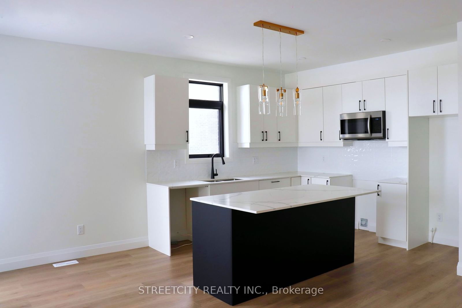 3900 Savoy St, unit 169 for sale - image #4