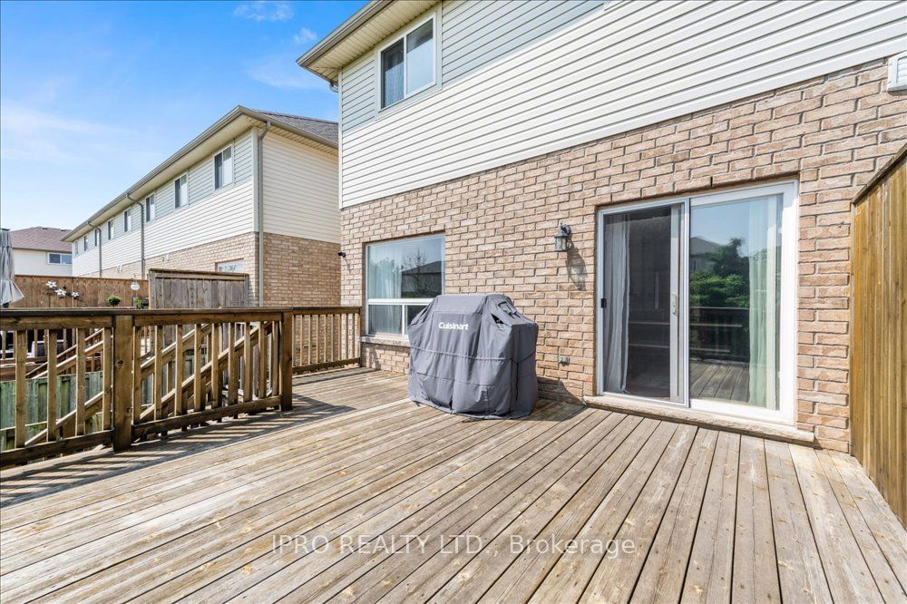 40 Dartmouth Gate, unit 12 for sale