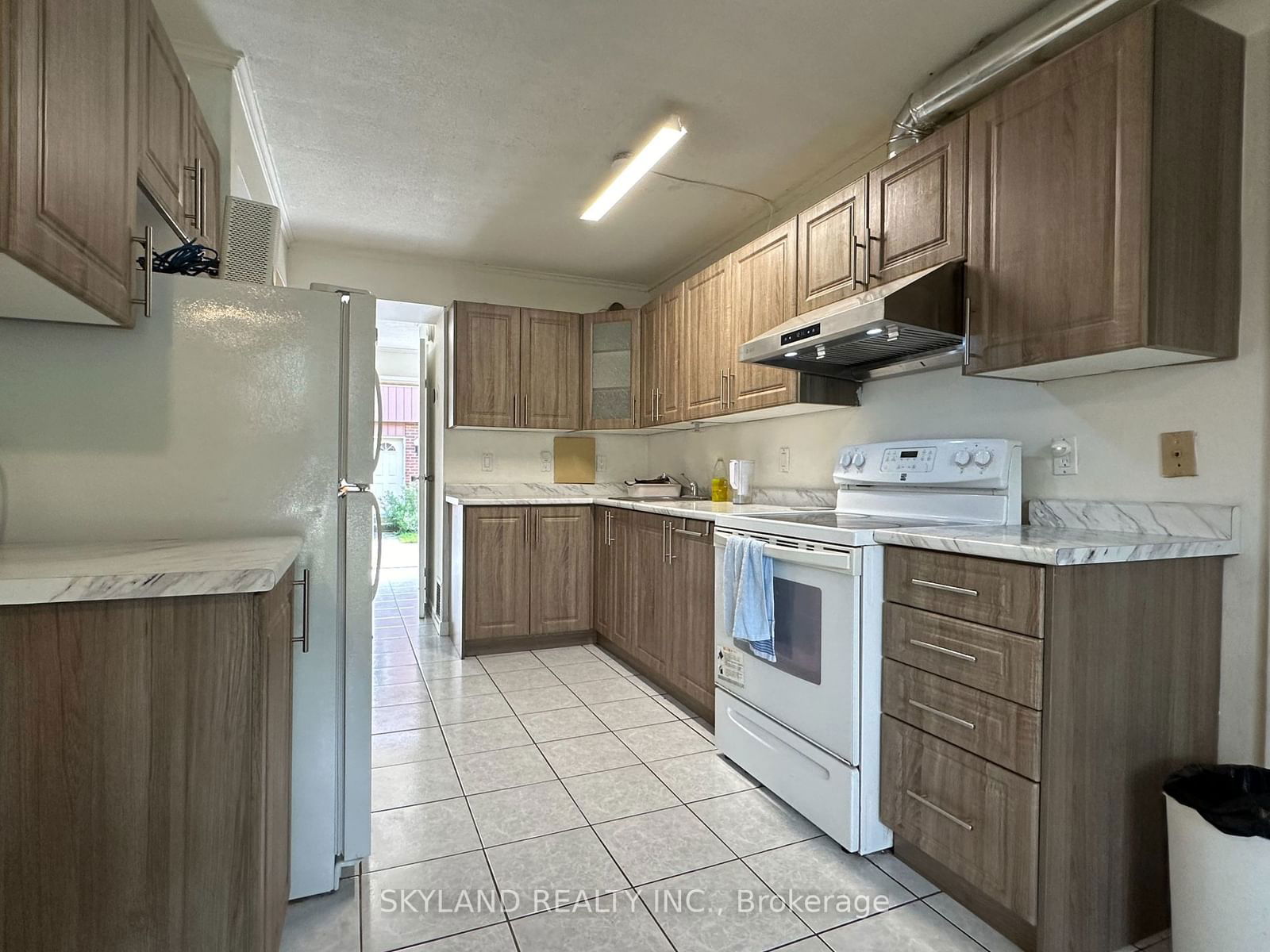 121 University Ave E, unit 72 for sale - image #3