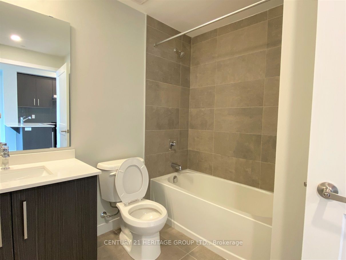 15 Queen St S, unit 1513 for rent - image #12