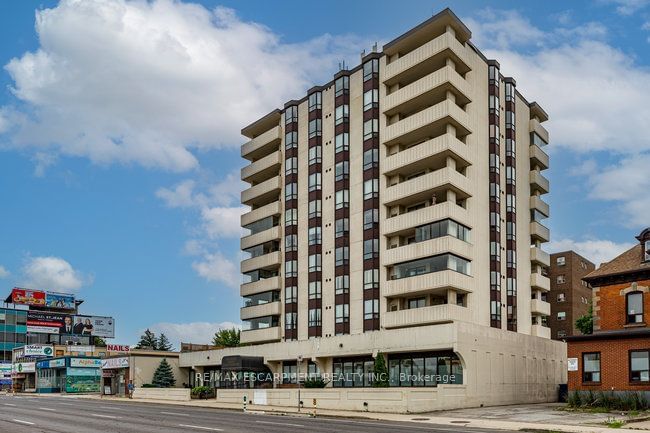 432 Main St E, unit 401 for sale