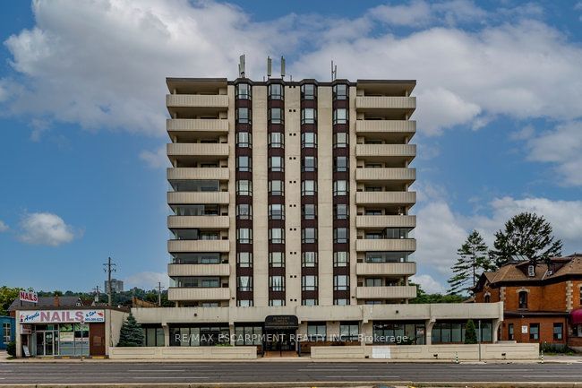 Hunter's Green Condominiums, Hamilton, Toronto