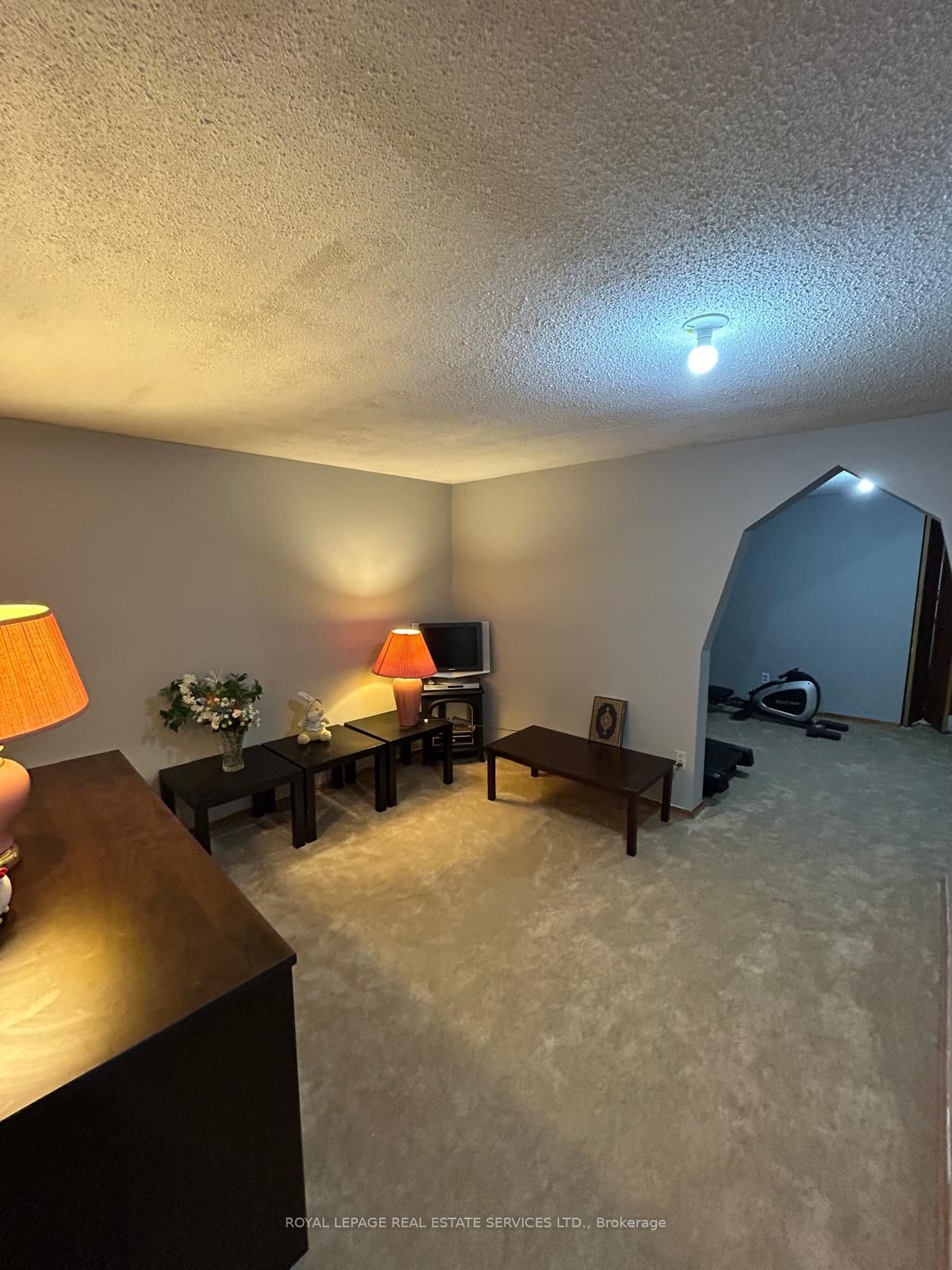 1330 Jalna Blvd, unit 136 for rent - image #14