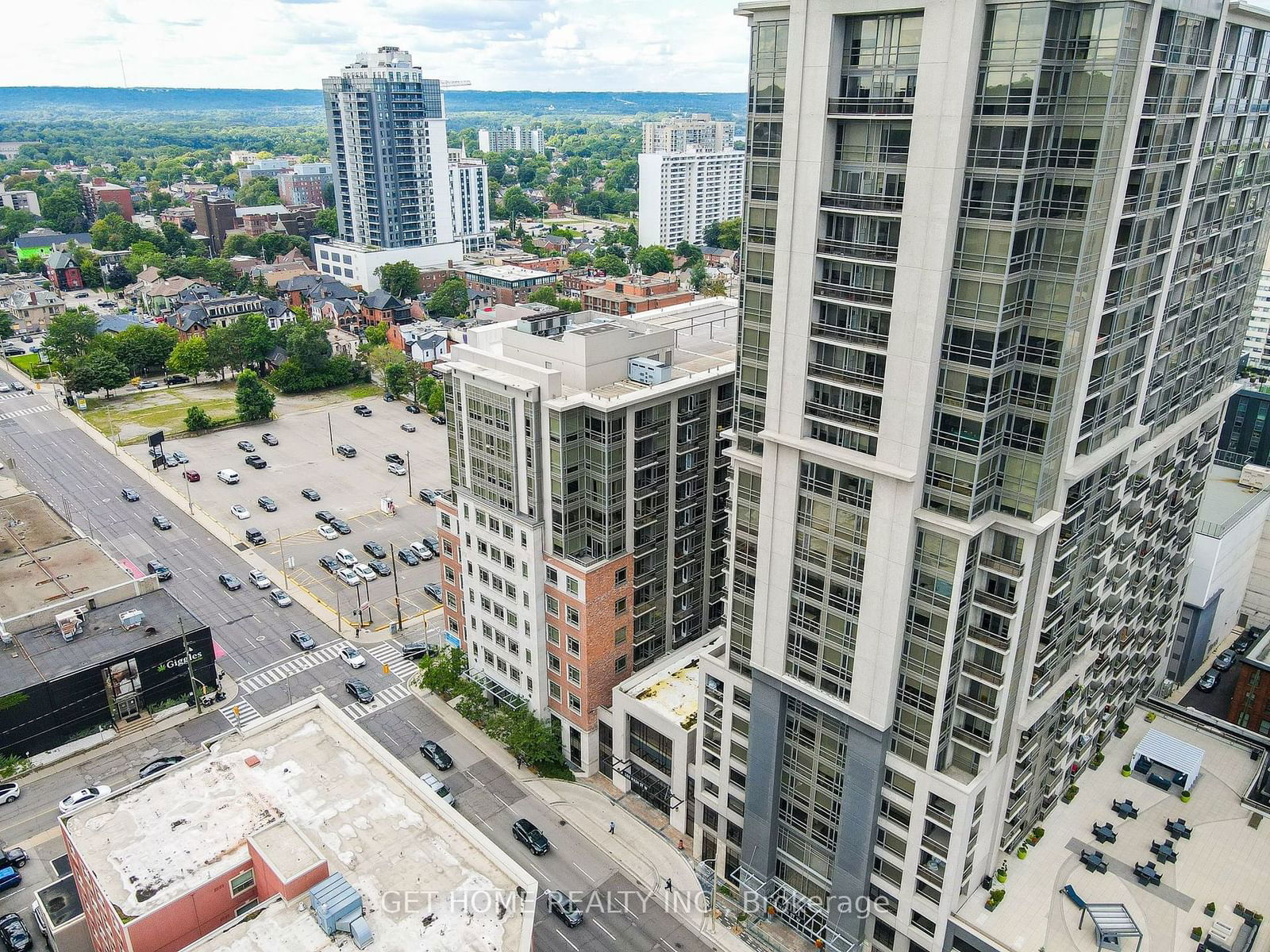 150 Main St W, unit 309 for sale