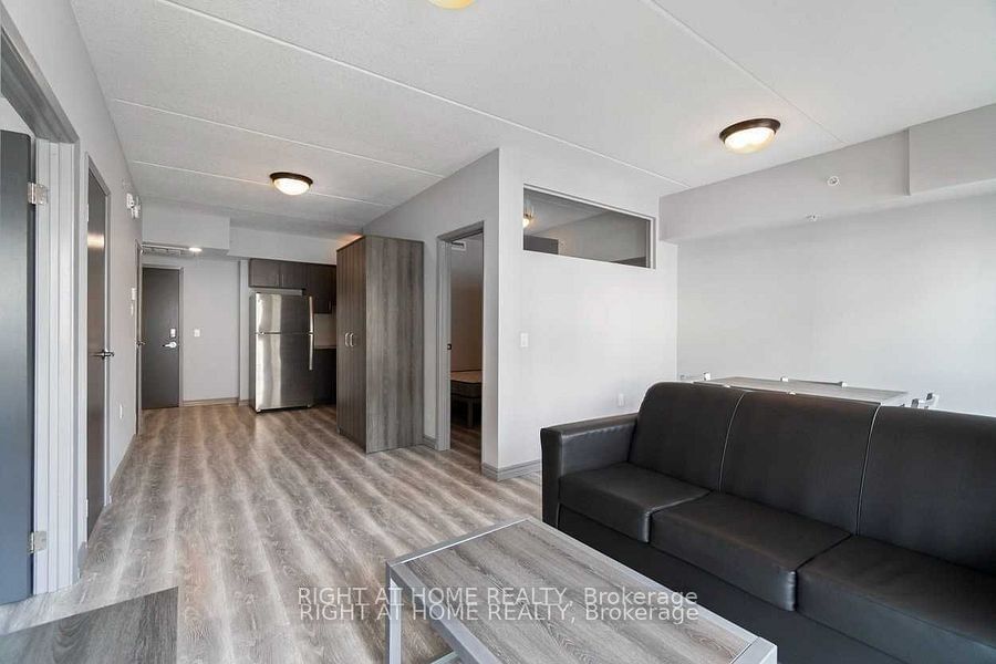 275 Larch St, unit G101 for rent - image #9