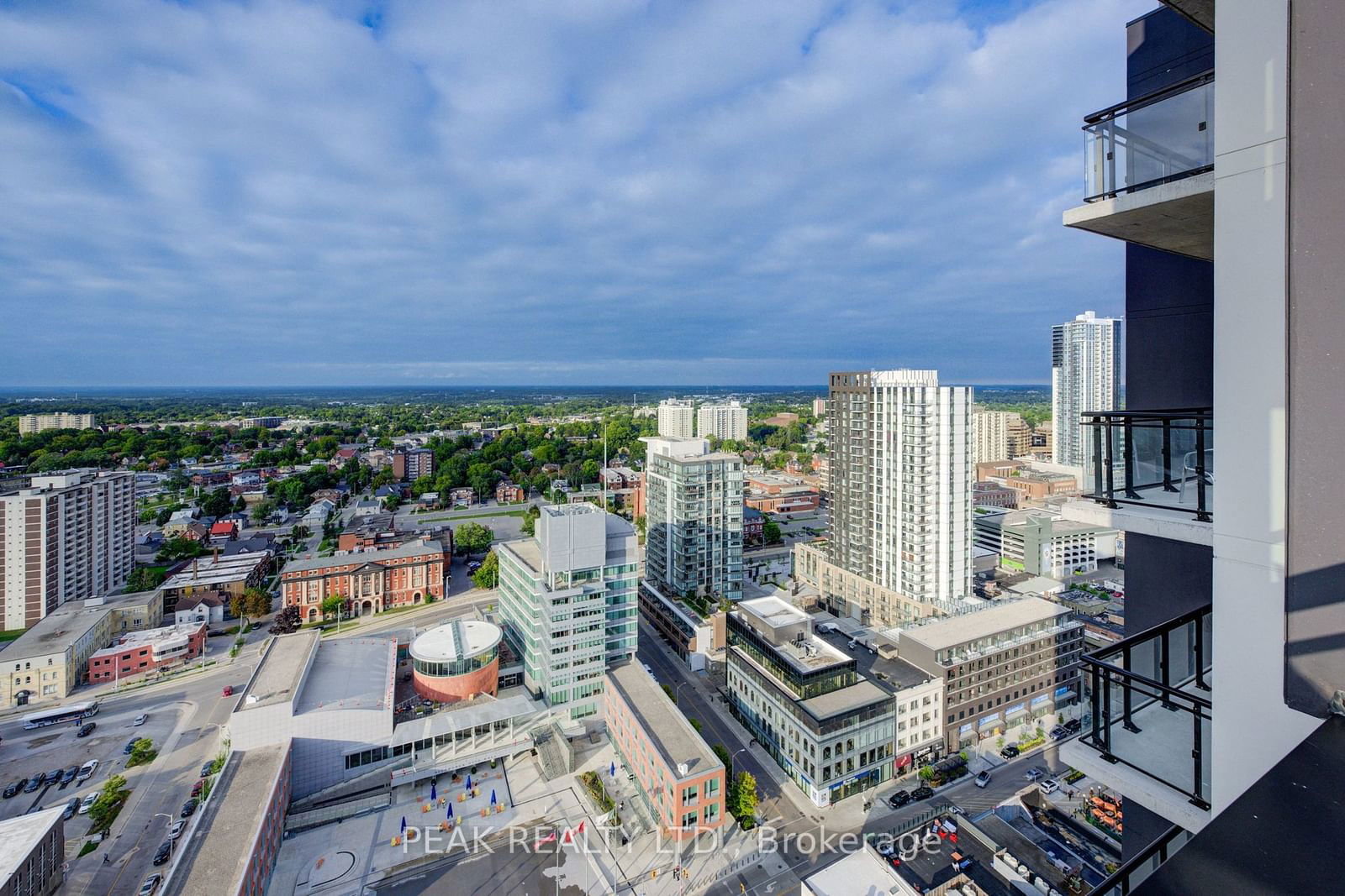 60 Charles St W, unit 2908 for sale