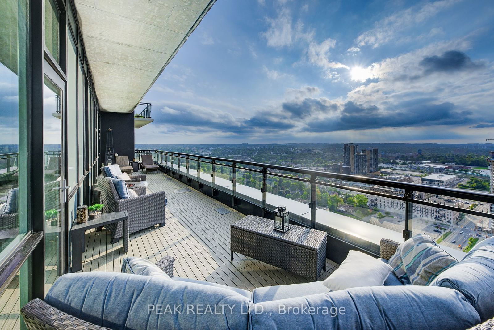 60 Charles St W, unit 2908 for sale - image #28