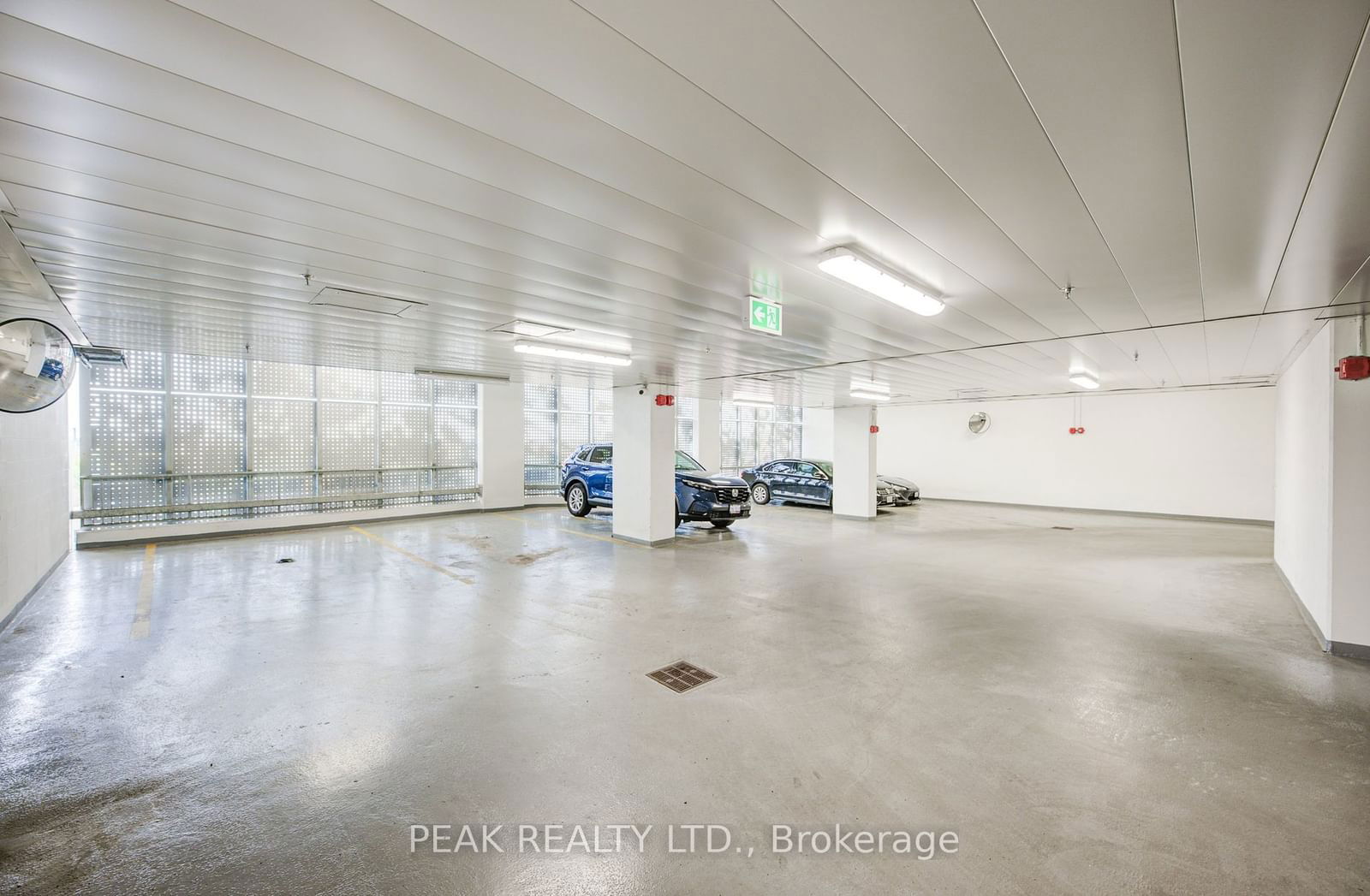 60 Charles St W, unit 2908 for sale - image #31