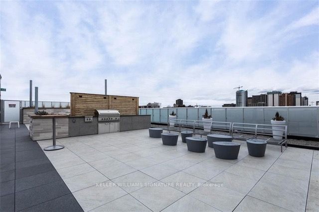 101 Locke St S, unit 207 for sale - image #21