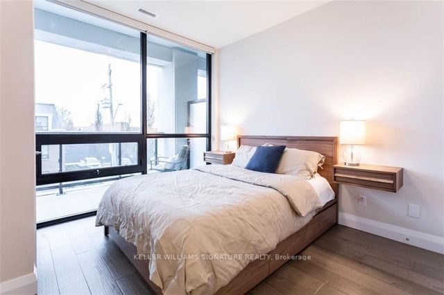 101 Locke St S, unit 207 for sale - image #8