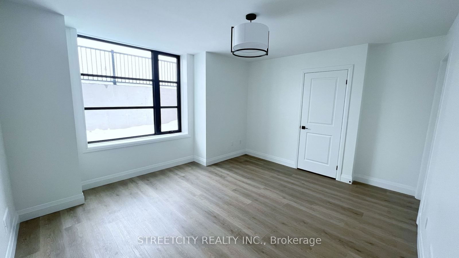 3900 Savoy St, unit 169 for rent