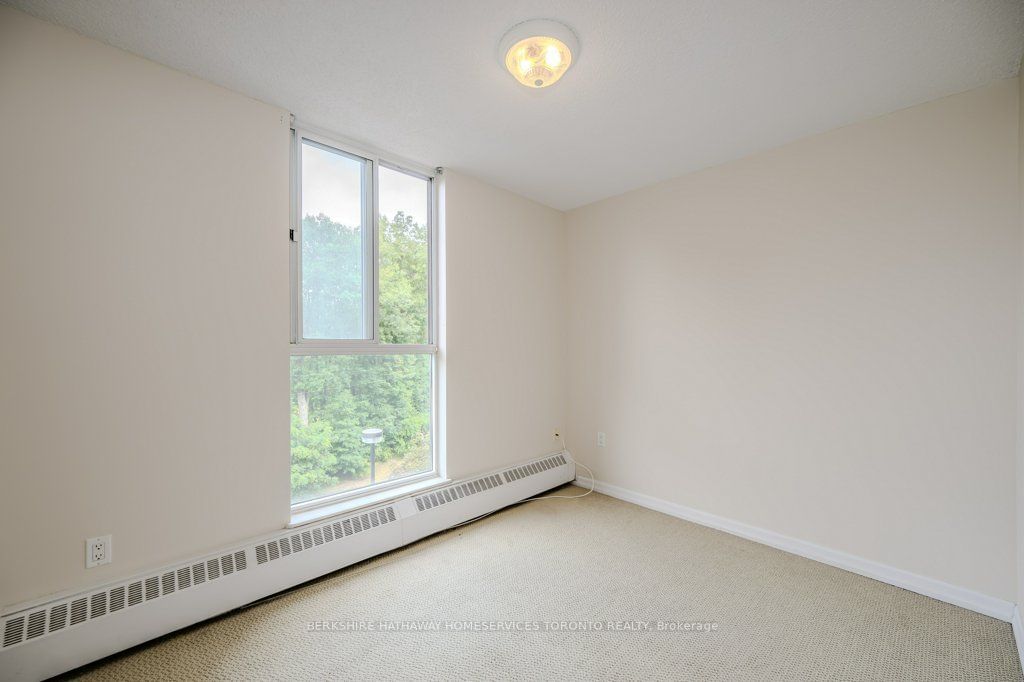 1964 Main St W, unit 803 for sale - image #20