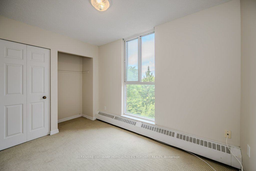 1964 Main St W, unit 803 for sale - image #24