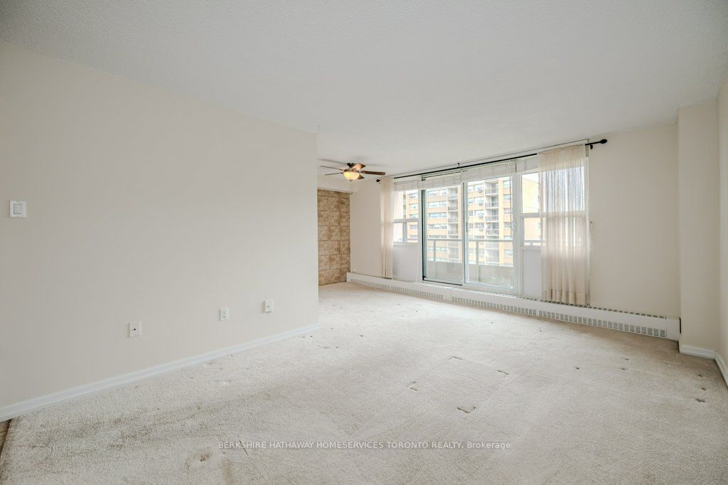 1964 Main St W, unit 803 for sale - image #8