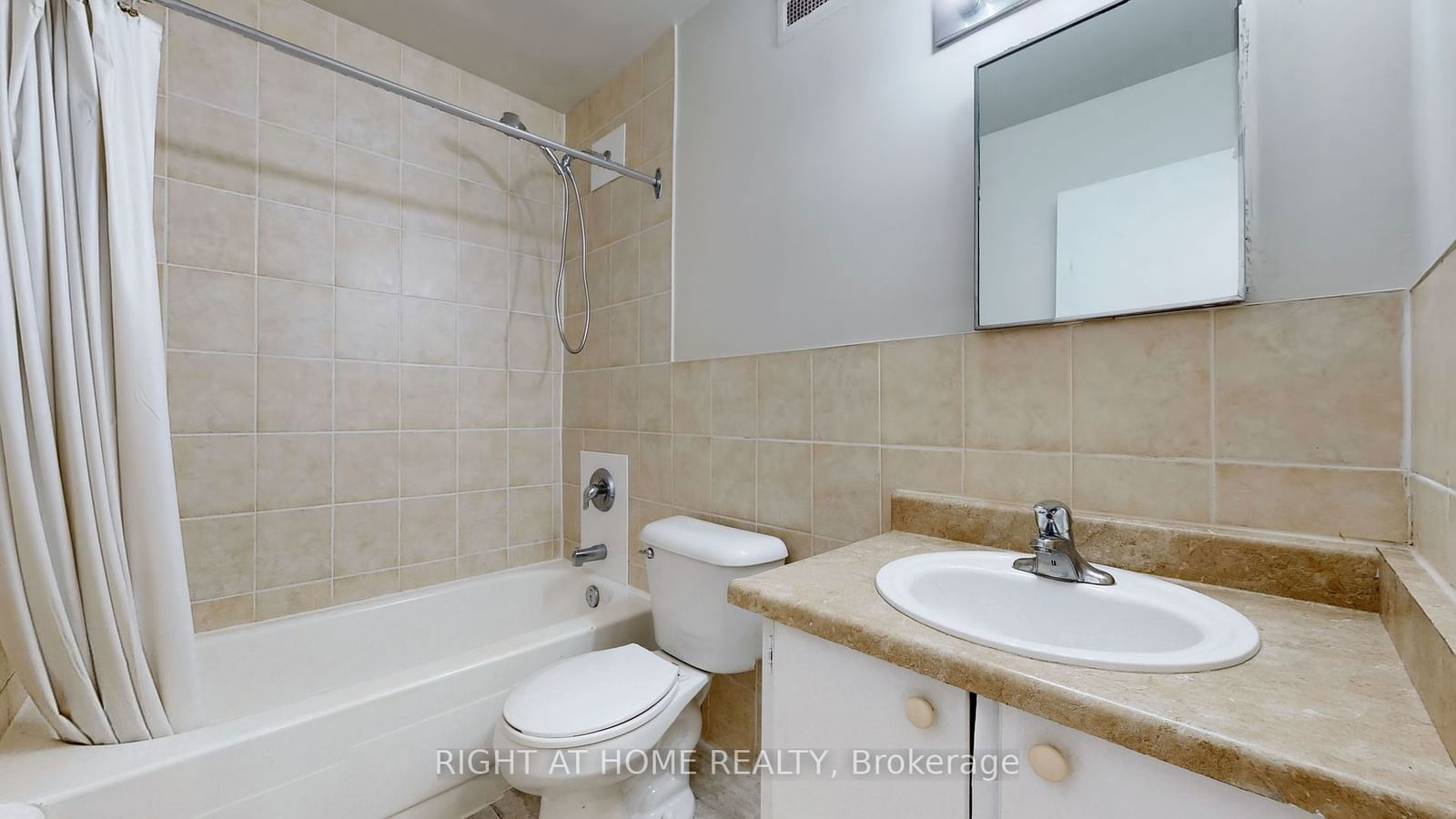 563 Mornington Ave, unit 204 for sale - image #18