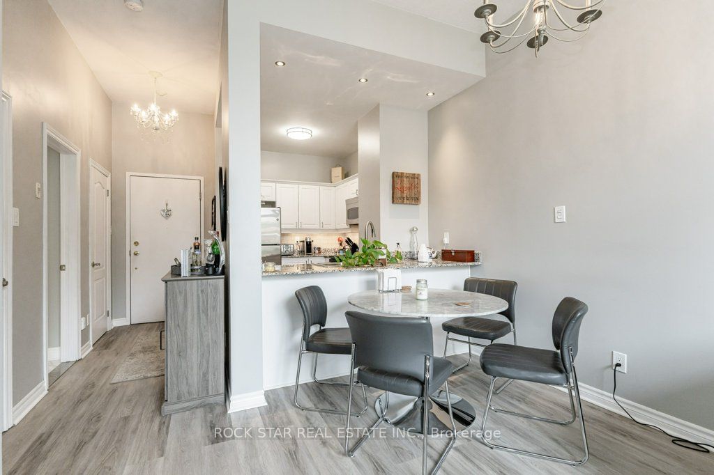 135 James St S, unit 107 for sale - image #10