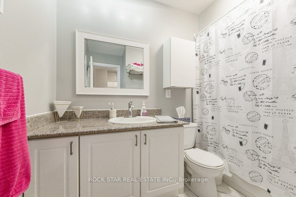 135 James St S, unit 107 for sale - image #8