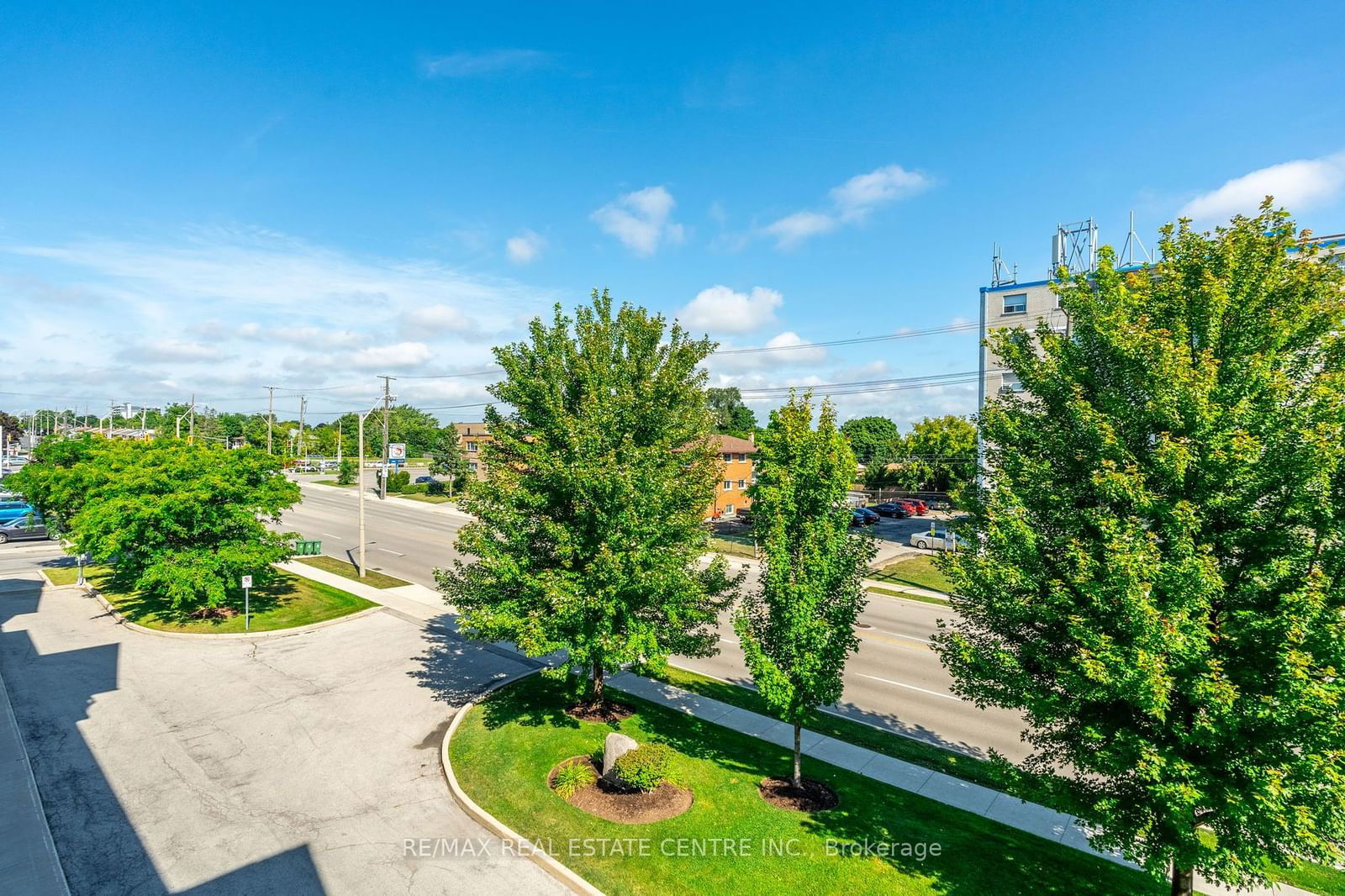 908 MOHAWK Rd, unit 303 for sale - image #37