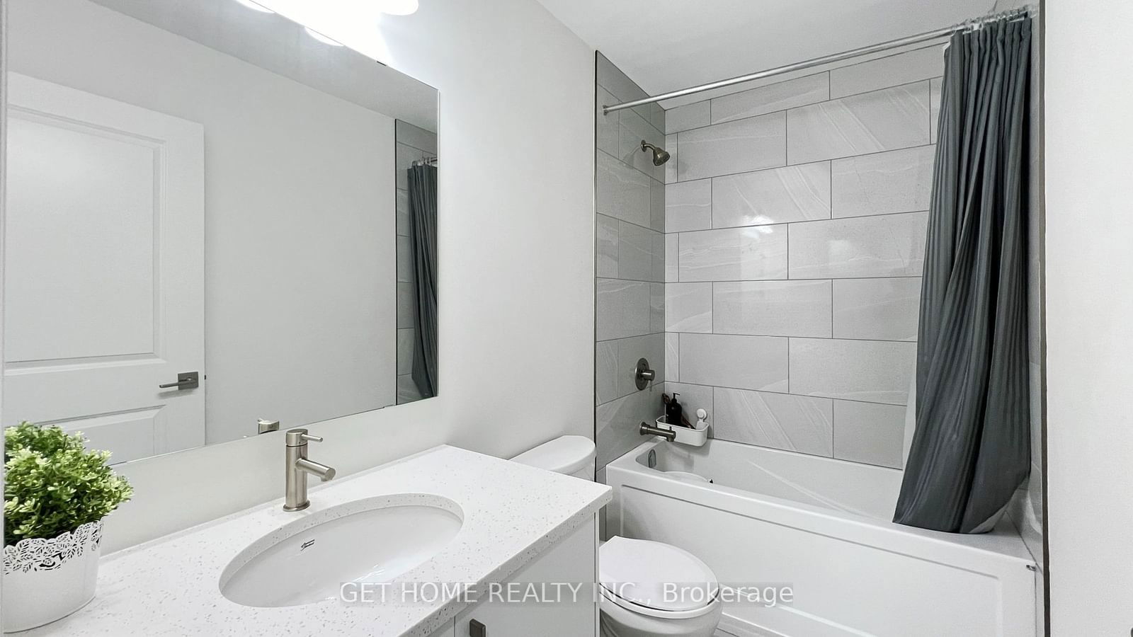 235 CHAPEL HILL Dr, unit 16 for sale - image #28