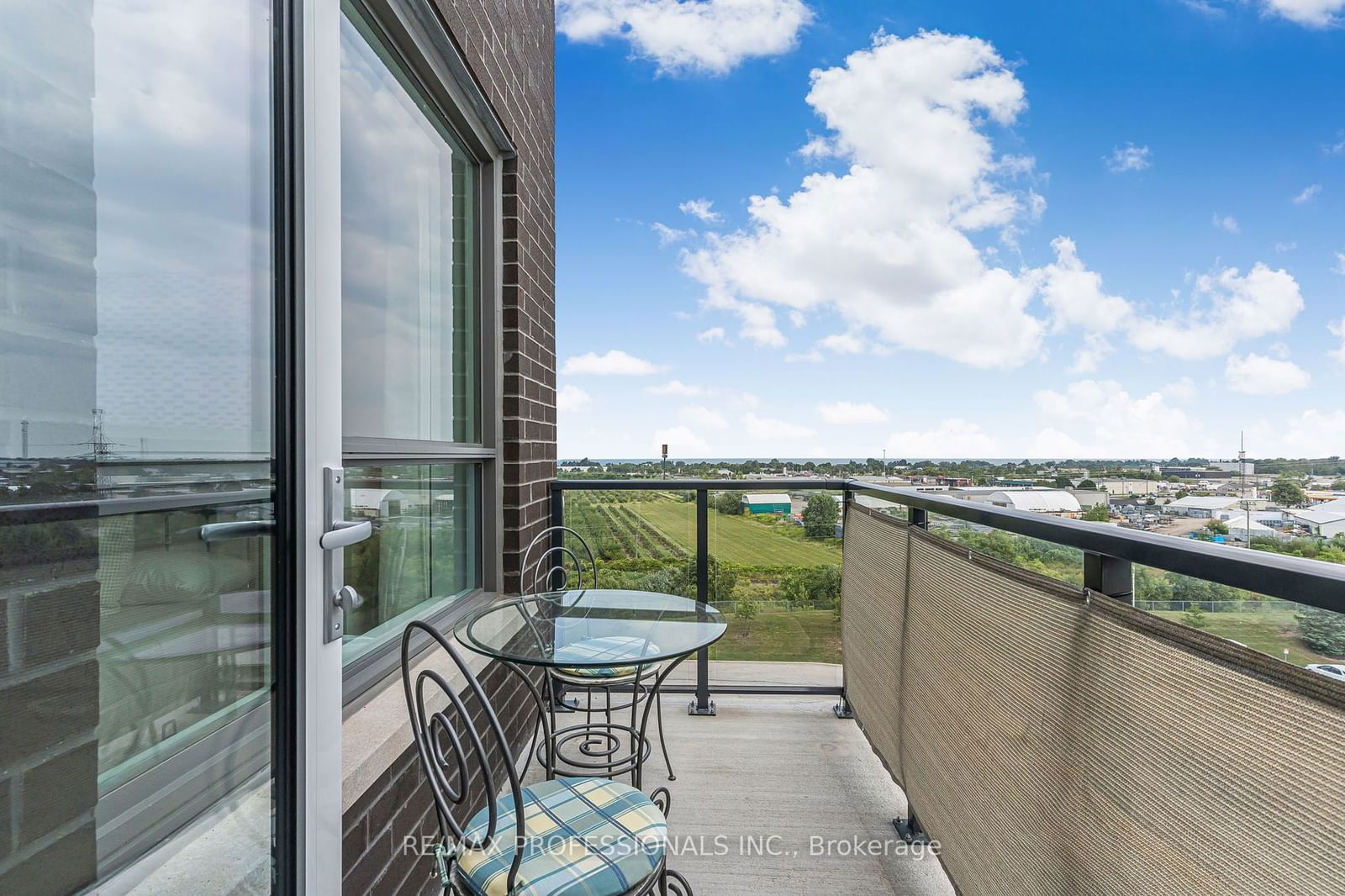 5055 Greenlane Rd, unit 614 for sale