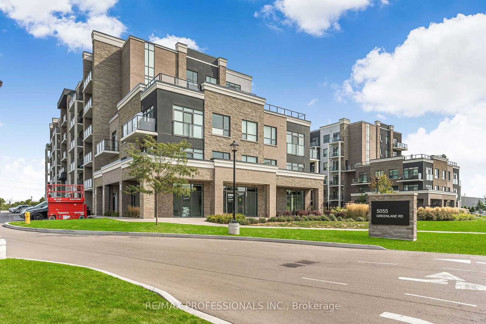 5055 Greenlane Rd, unit 614 for sale - image #25