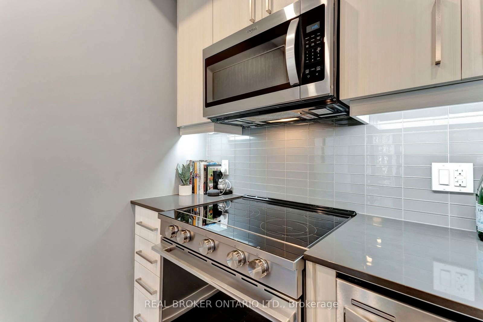 15 Queen St S, unit 507 for sale - image #8