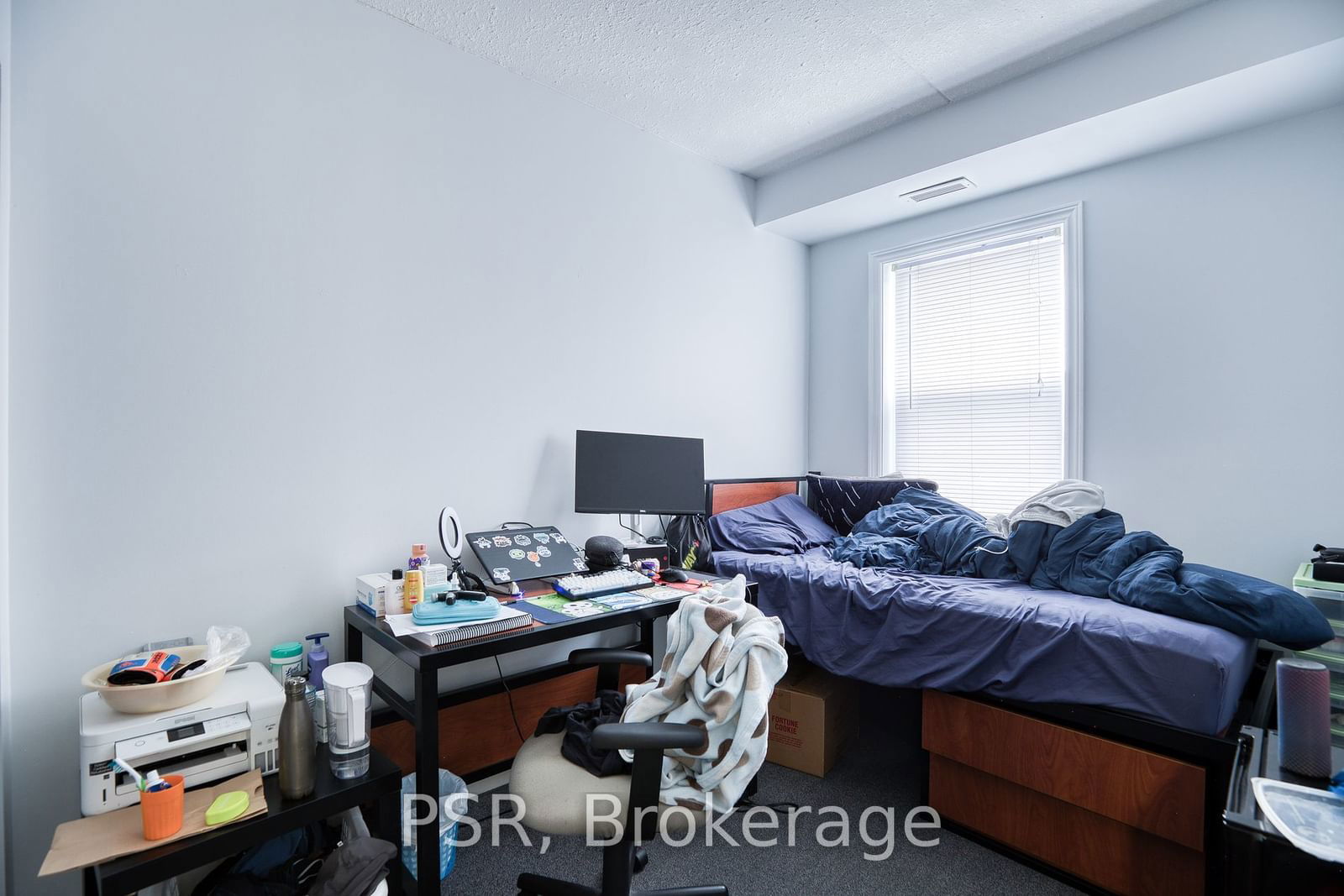 253 Lester St, unit 102 for sale - image #27