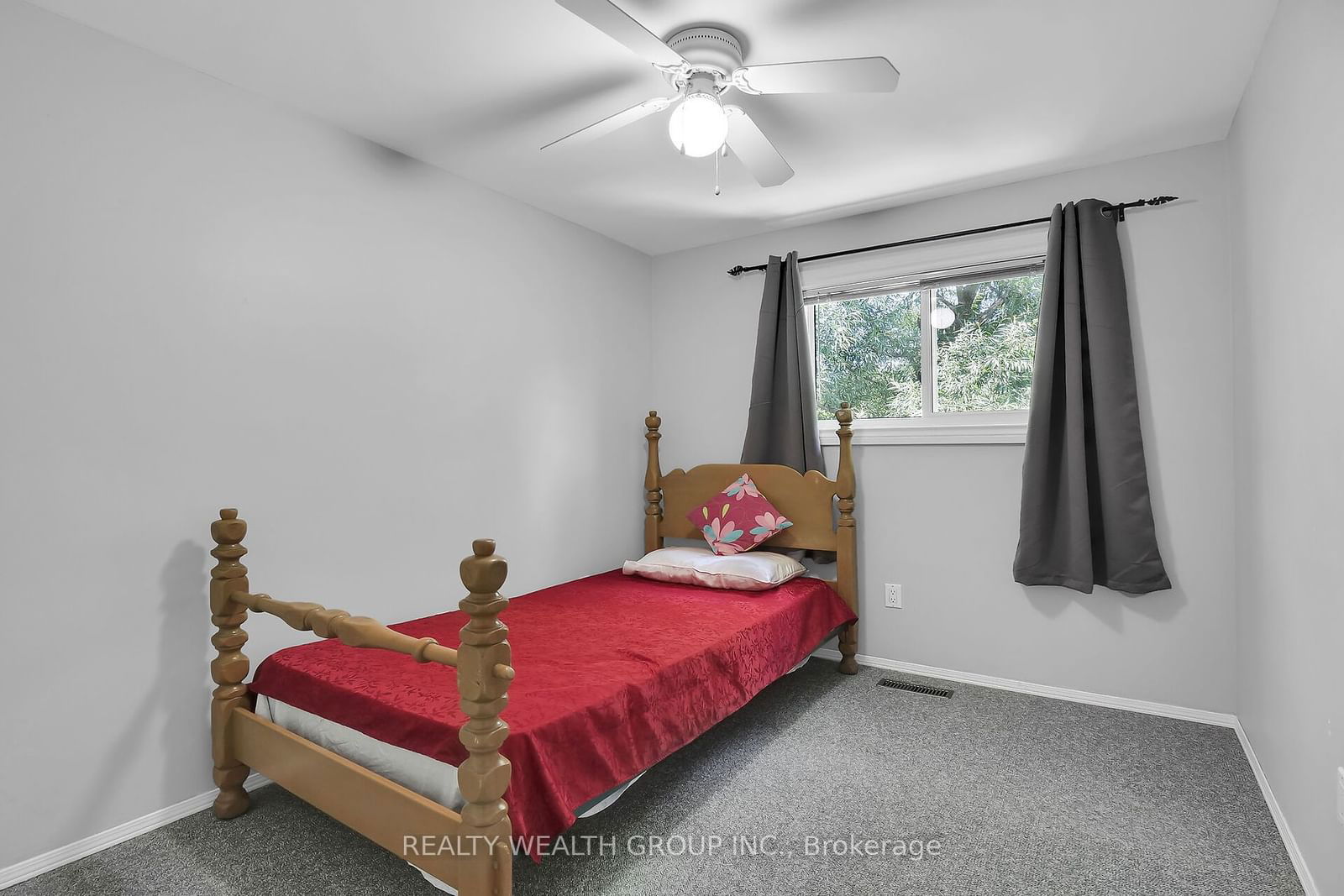 320 Westminster Ave, unit 83 for sale - image #23