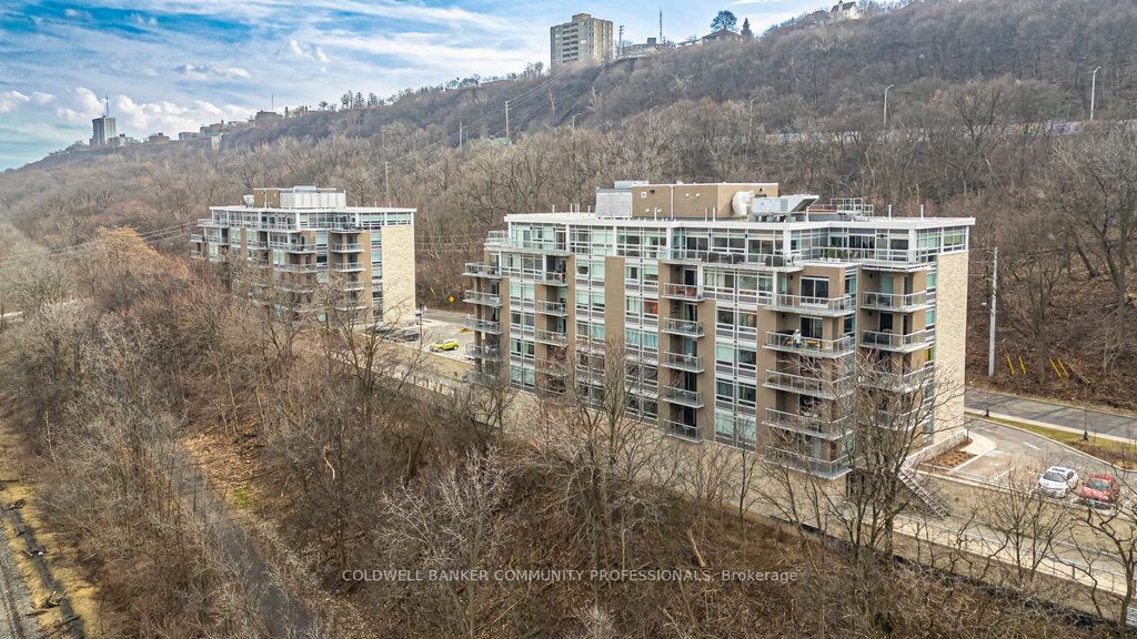 467 Charlton Ave E, unit 404 for sale - image #30