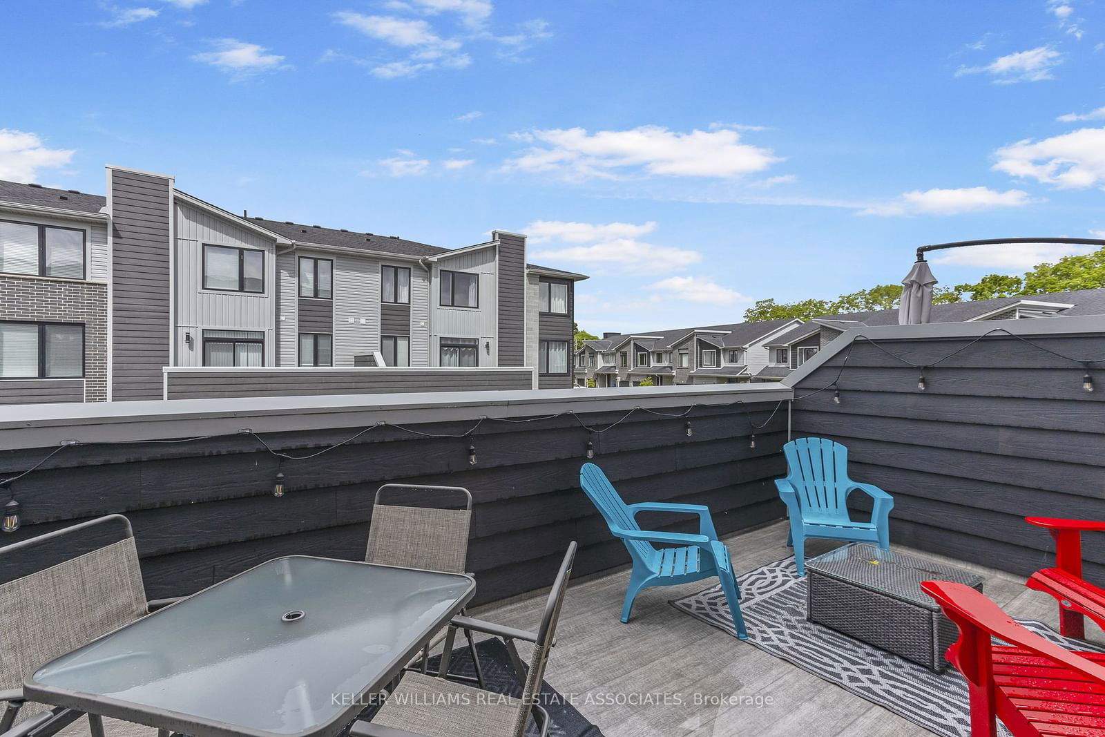 177 Edgevalley Rd, unit 16 for sale - image #36