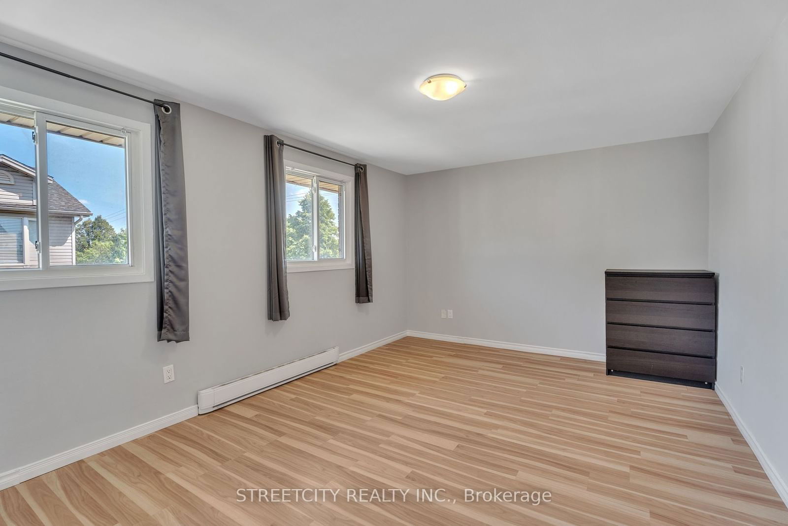 474 Southdale Rd E, unit 37 for sale - image #22