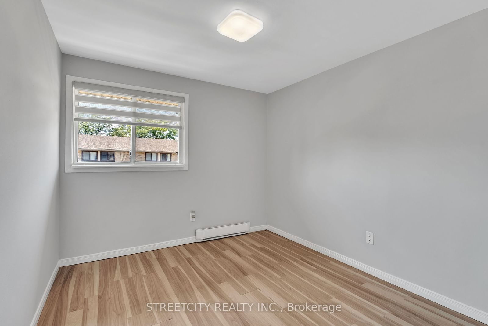 474 Southdale Rd E, unit 37 for sale - image #29