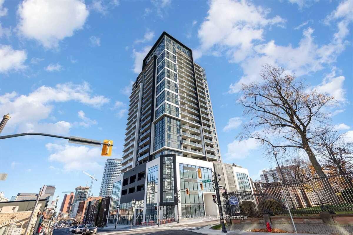 15 Queen St S, unit 1512 for rent