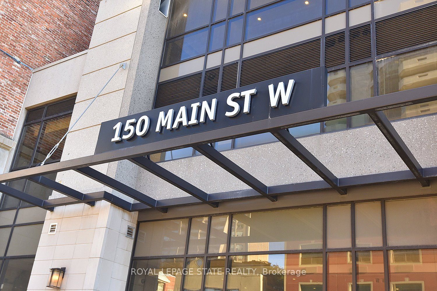 150 Main St W, unit 603 for sale