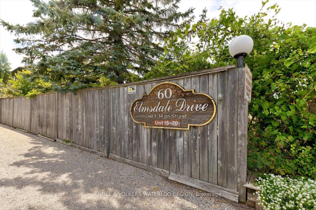 60 Elmsdale Dr, unit 19 for sale - image #3