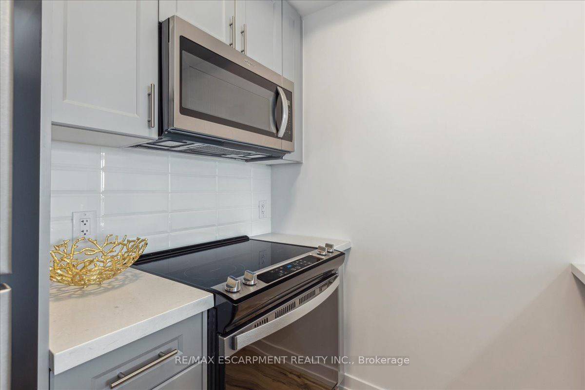 450 Dundas St E, unit 1001 for sale - image #4