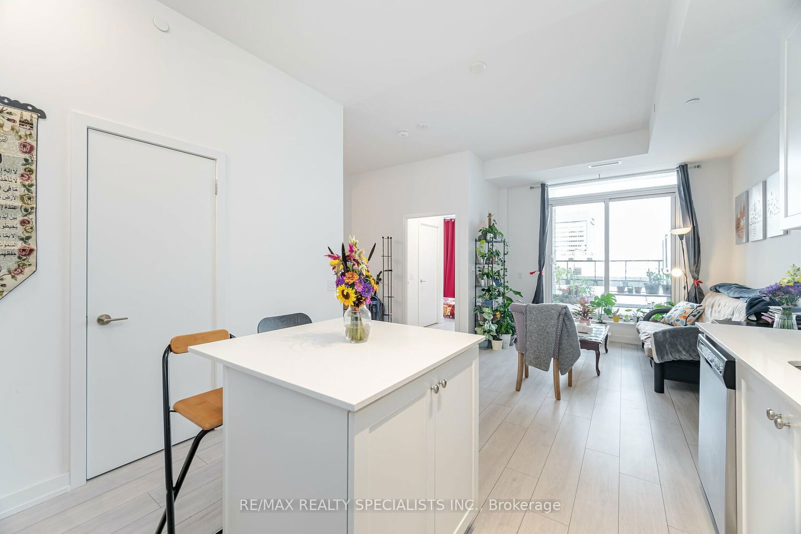 55 DUKE St W, unit 216 for sale - image #10