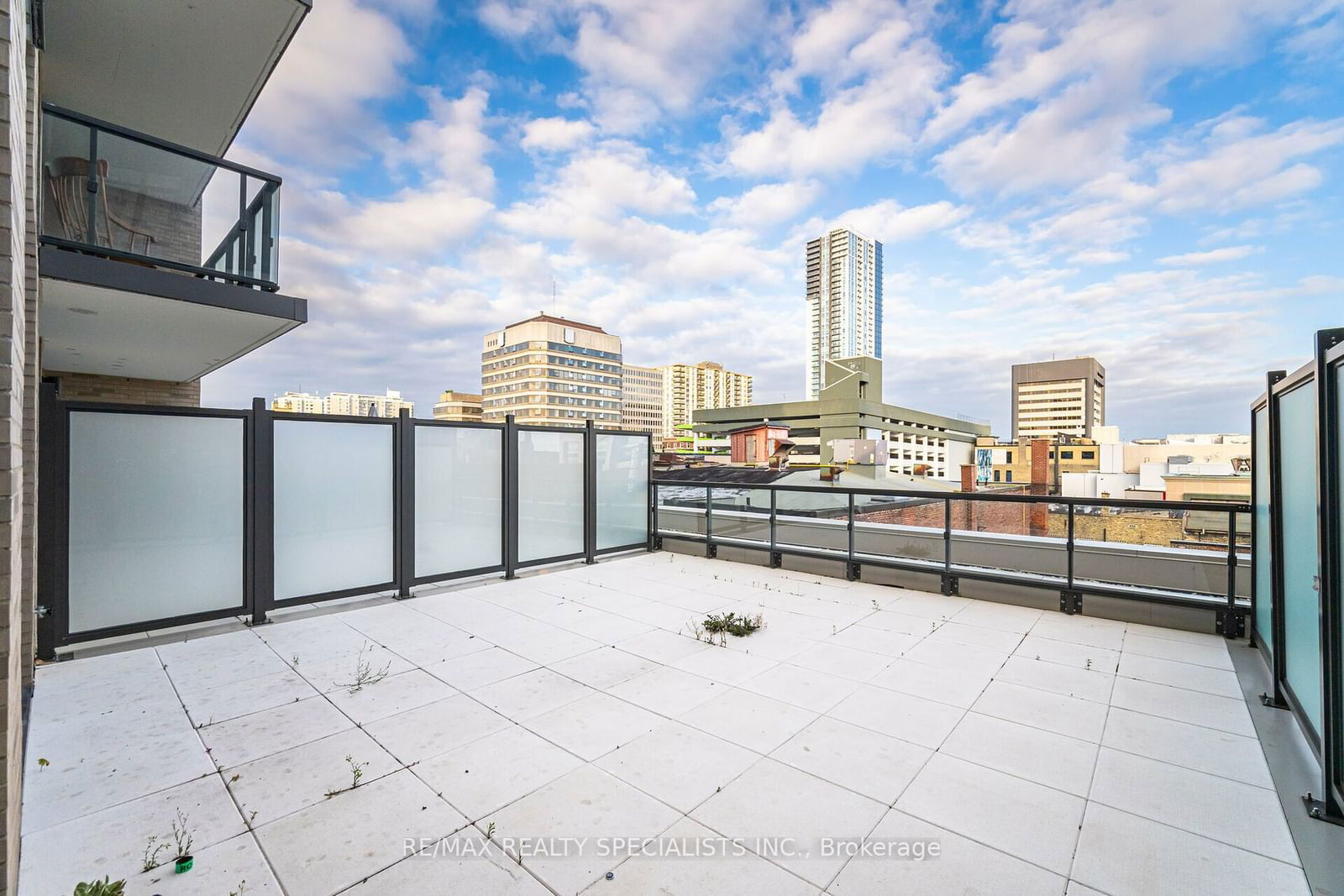 55 DUKE St W, unit 216 for sale - image #26