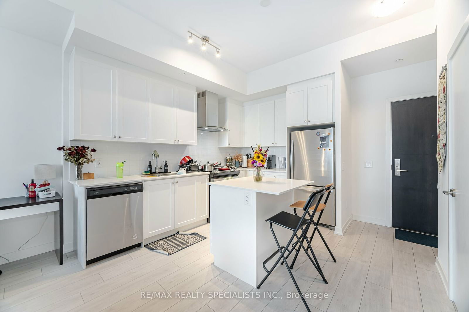 55 DUKE St W, unit 216 for sale - image #8