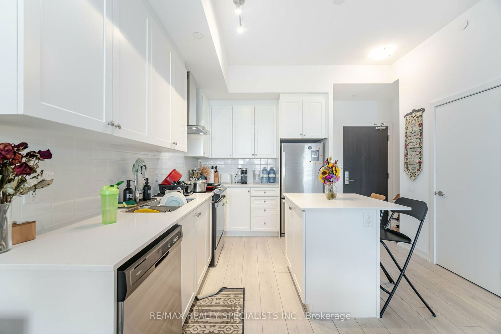 55 DUKE St W, unit 216 for sale