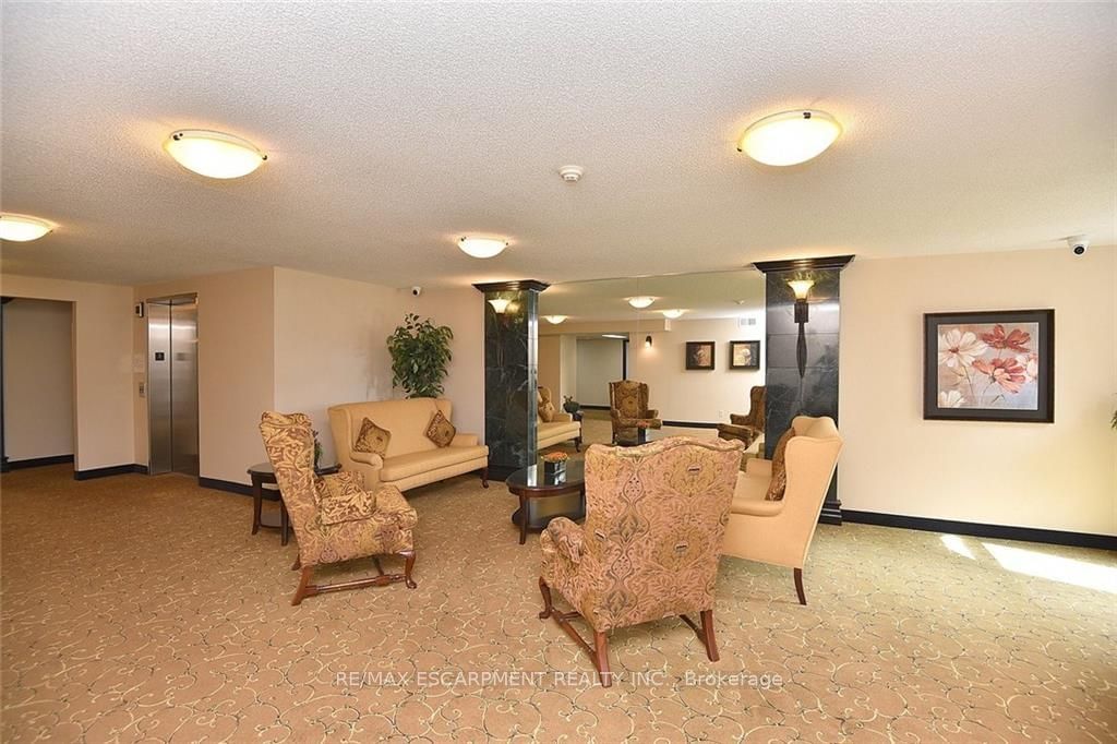 970 Golf Links Rd, unit 202 for sale - image #36