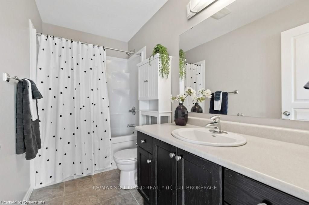 105 Pinnacle Dr, unit 25 for sale - image #8