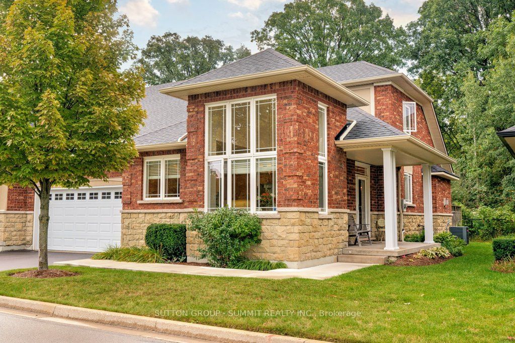 Landscapes Townhomes, Hamilton, Toronto