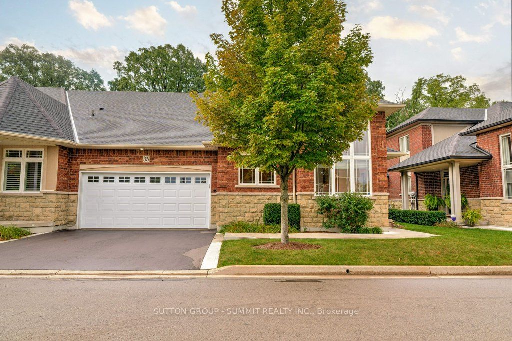 Landscapes Townhomes, Hamilton, Toronto